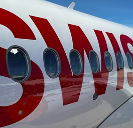 Airbus A220 von Swiss: Die Fluggesellschgaft hat ihren rechtlichen Sitz verlegt.