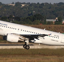 Airbus A319 von Air Namibia: Flug ins Ungewisse.