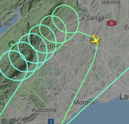 A220 von Swiss tanzt im Himmel Walzer