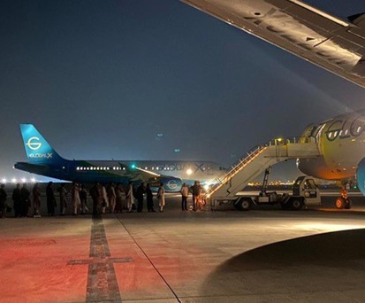 Hilfsmission in Afghanistan: Global Crossing fliegt als einzige Airline aus den USA nach Kabul.