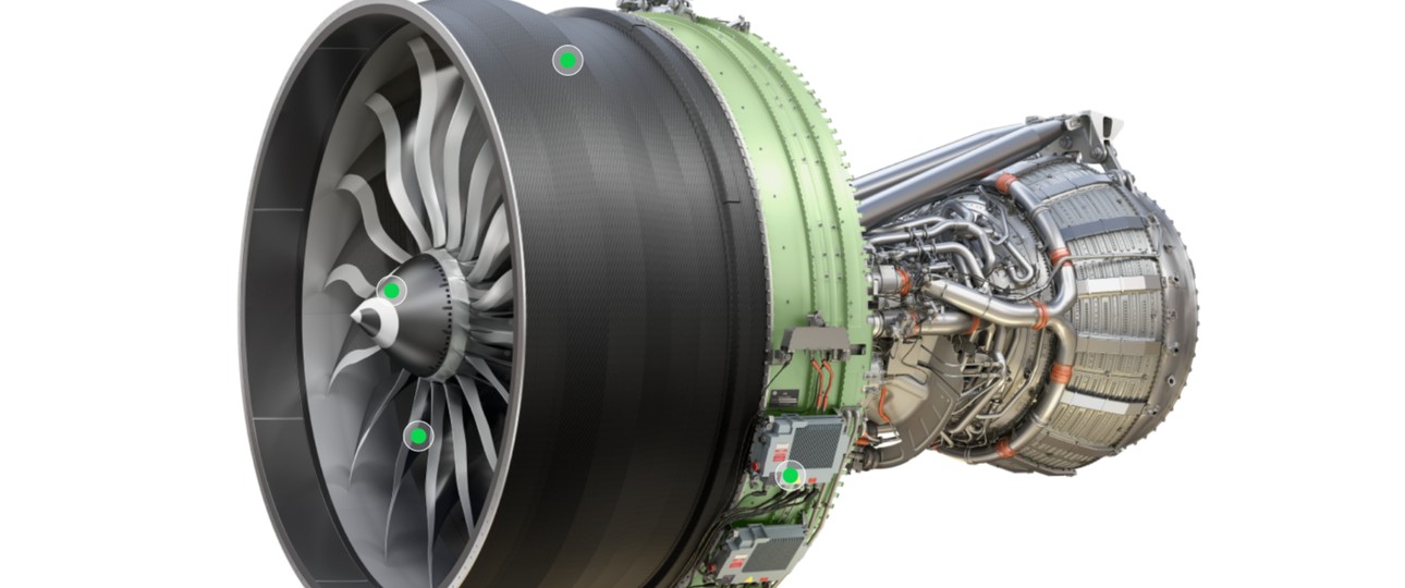 Das Triebwerk GE9X der Boeing 777X: Die Thrust Links sind die beiden Stangen oben rechts.