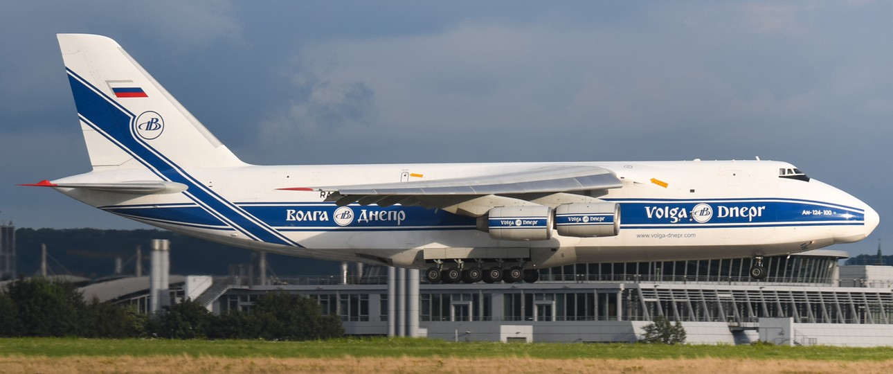 Antonov An-124 im Jahr 2021 in Düsseldorf: Ein in Kanada gestrandetes Exemplar sorgt für hitzige Wortgefechte.