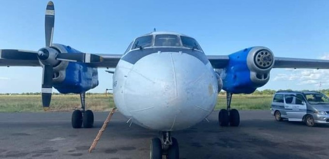 Die Antonov An-26 nach der Rückkehr nach Juba: Die Maschine, ...