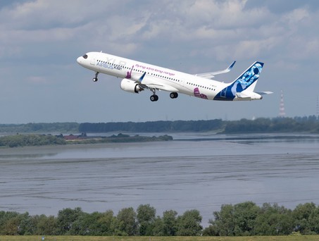 Airbus A321 XLR beim Erstflug 2022: Lufthansa denkt über das Flugzeug nochmal nach.