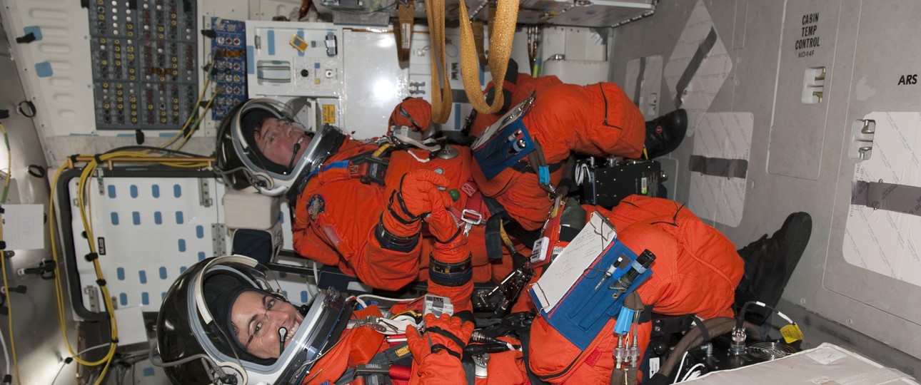 Astronauten beim Sitztest:  Air New Zealand lässt sich von den Erfahrungen der Raumfahrt inspirieren.