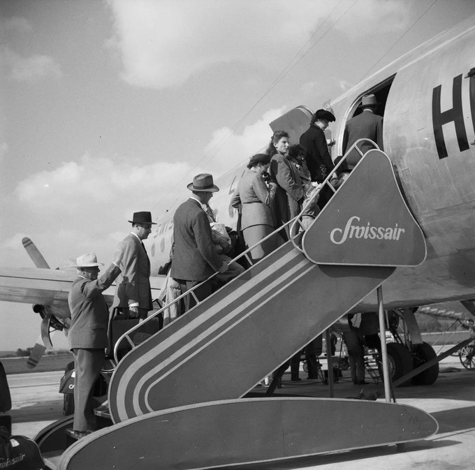 Erstflug am 14. Juni 1948: Der Flughafen Zürich ist in Betrieb.