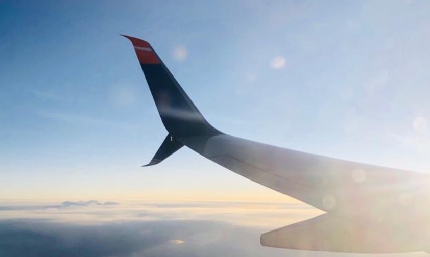 Blick aus dem Fenster einer Boeing 737 von Sun Express: Die Airline erwartet härtere Zeiten.