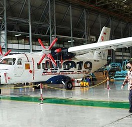 Die N-219 ist für die für die Beförderung von 19 Passagieren ausgelegt. Hersteller Indonesian Aerospace preist den größten Kabinenquerschnitt unter den Miutbewerbern als großes Plus.