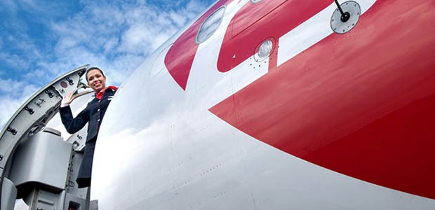 Flugbegleiterin von CSA Czech Airlines: 172 Flight Attendants müssen gehen.