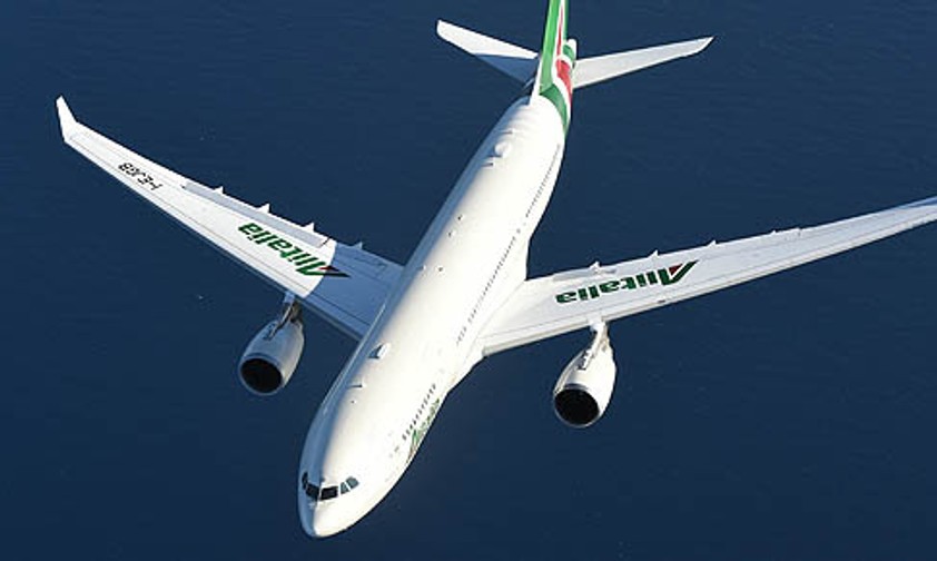 Alitalia Airbus A330: Withdrawing from Milan Malpensa Airport.