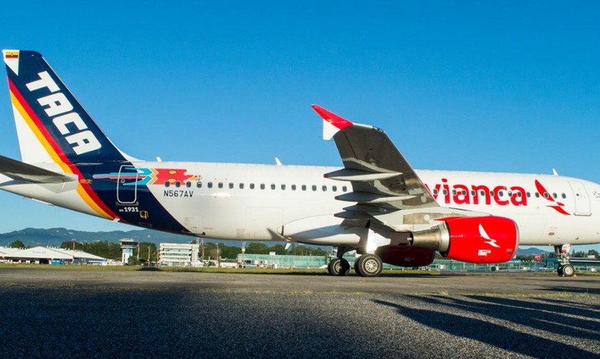 Der umgestaltete A320: Hinten Taca, vorne Avianca.
