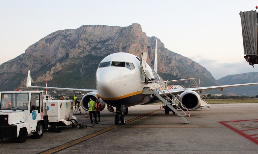 Betankung einer Boeing 737: Bald mit 100 Prozent nachhaltigem Treibstoff betankbar?