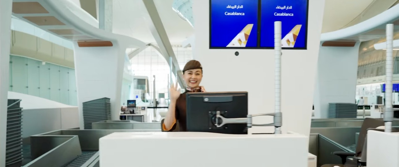 Etihad-Check-in im neuen Terminal A des Flughafens Abu Dhabi: Die Airline ...