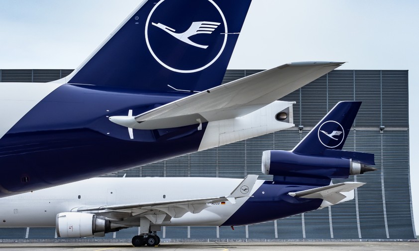 Die Boeing 777 F (vorne) beendete das Kapitel MD-11 (hinten) bei Lufthansa Cargo. Danach ...