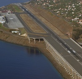 Aeroporto Internacional da Madeira Cristiano Ronaldo: Schwieriger Anflug.