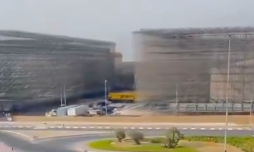 Käfige um die Tanks: Dubai schützt das Kerosin.