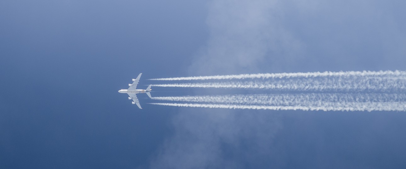 Jet auf dem Weg nach London: Vielflieger sollen in Großbritannien mehr zahlen.