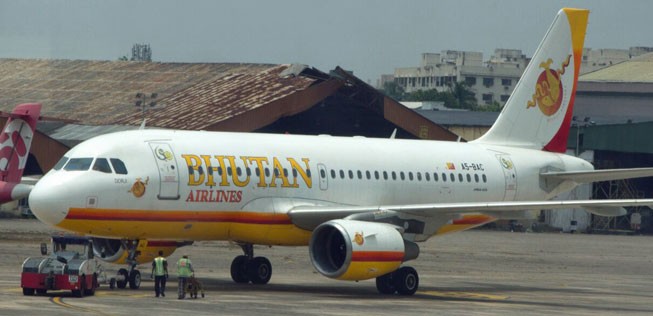 Airbus A319 von Bhutan Airlines.