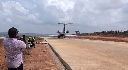 privatjet nigeria landung