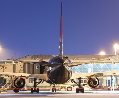 Boeing 767 von Azur Air: Gleich zwei der Jets hatten zuletzt Triebwerksprobleme.