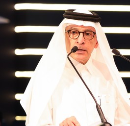 Akbar Al Baker: Hört auf.