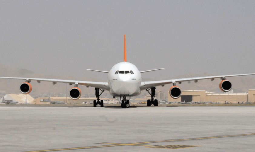 Airbus A340-300 von Kam Air.