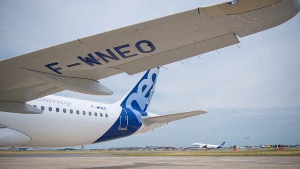 Den Jungfernflug absolvierte die Maschine mit der Baunummer MSN6101 und Registrierung F-WNEO.