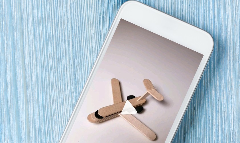 Flugzeugbaumodellbau ganz einfach: Wie es geht, sehen Sie unten.