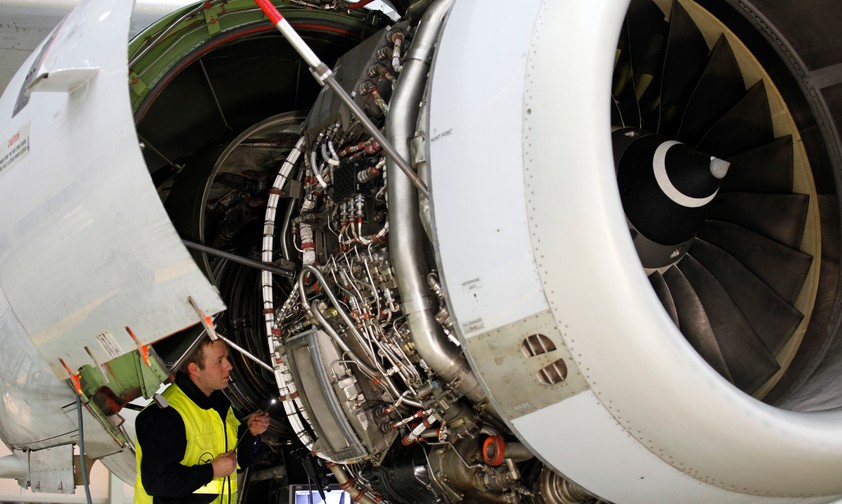 v2500 lufthansa technik