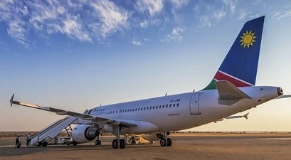 Mit Air Namibia traf es eine Traditionsairline. Die Regierung des Staates im südlichen Afrika gab die sofortige Schließung von Air Namibia bekannt. Jahrelang hatte die Fluglinie nur mit staatlicher Hilfe überlebt.
