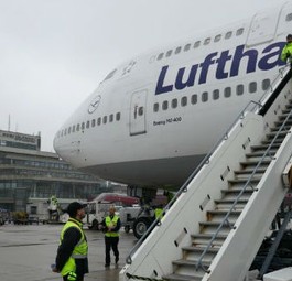 747 von Lufthansa in Tegel: Lob an die Bodencrews.