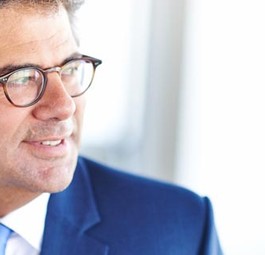 Athar Husain Khan: Er ist der letzte Präsident der AEA Association of European Airlines.