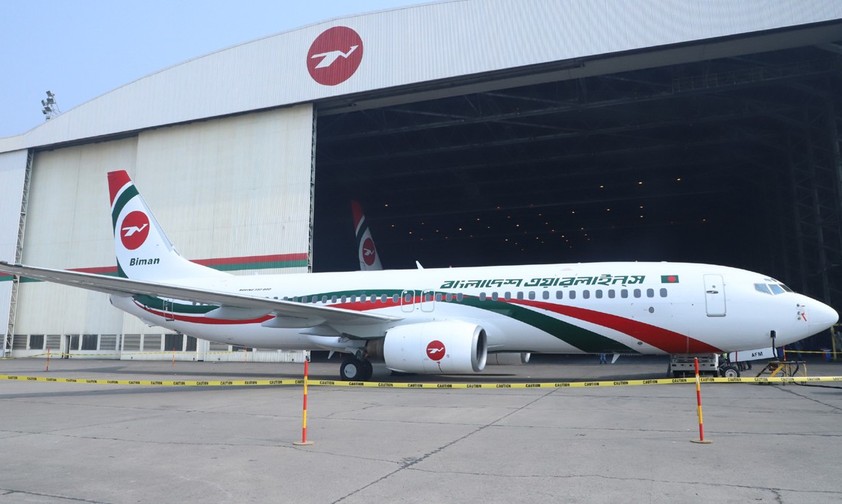 Boeing 737 von Biman Bangladesh Airlines vor dem Hangar in Dhaka: Die Airline kämpft mit techncischen Problemen.