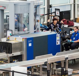 TSA-Kontrollen (hier in Denver): Fallen sie an kleineren US-Airports bald weg?