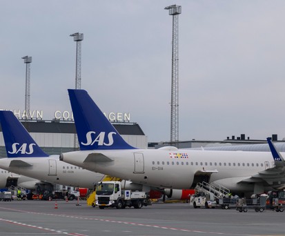 Drei Flugzeuge von SAS am Flughafen Kopenhagen: Die Fluggesellschaft wechselt von der Star Alliance zu Skyteam.