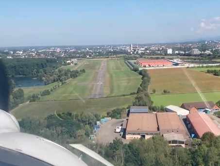 Blick auf die Piste am Sonderlandeplatz Offenburg: Die Zukunft des Platzes ist unklar.