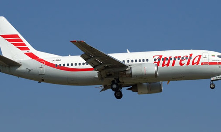 B737 von Aurela: Nicht mehr im Auftrag von Monarch unterwegs.