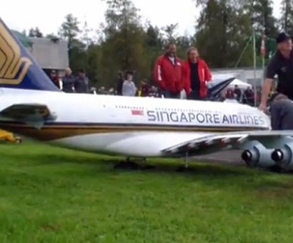 Hier fliegt ein gigantischer Mini-A380