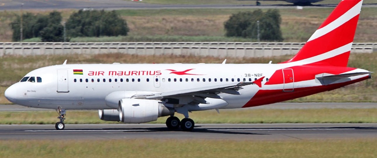 Airbus A319 from Air Mauritius: Difficult position.