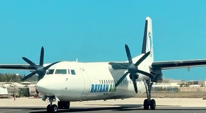 Die Flotte von Rayaan Air: Eine Fokker 50.