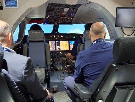 Session im Simulator: Die Branche braucht neue Pilotinnen und Piloten.