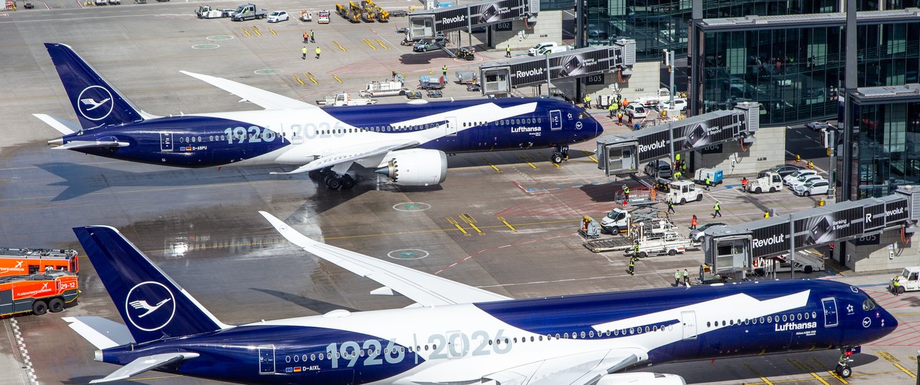 Jubiläumsflieger von Lufthansa: Das Personal ist nicht in Feierlaune. 