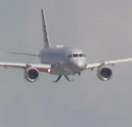 Der Airbus A319 von American Airlines: Ein Spotter hielt den Moment fest.