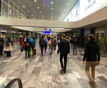 Die Skymetro des Flughafens Zürich wird täglich von rund 18.000 Menschen genutzt.