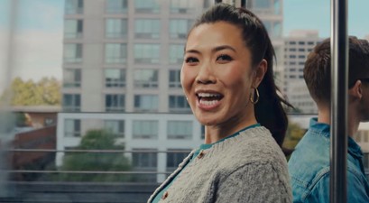 Zwei Mitarbeitende von Alaska Airlines: Teil des Sicherheitsvideos.