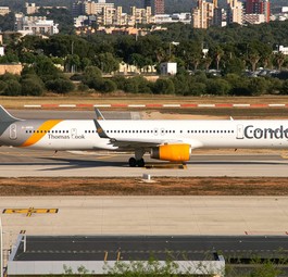 Boeing 757 von Condor, noch in der alten Lackierung: Ver­schnauf­pau­se für den Ferienflieger.