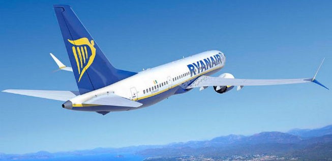 Ryanair kauft weitere zehn Boeing 737 Max 200, eine Spezialversion der Max 8 mit großem Fassungsvermögen für Billigairlines. Die Iren hatten bereits 100 Stück des Modells geordert. (20. Juni 2017)