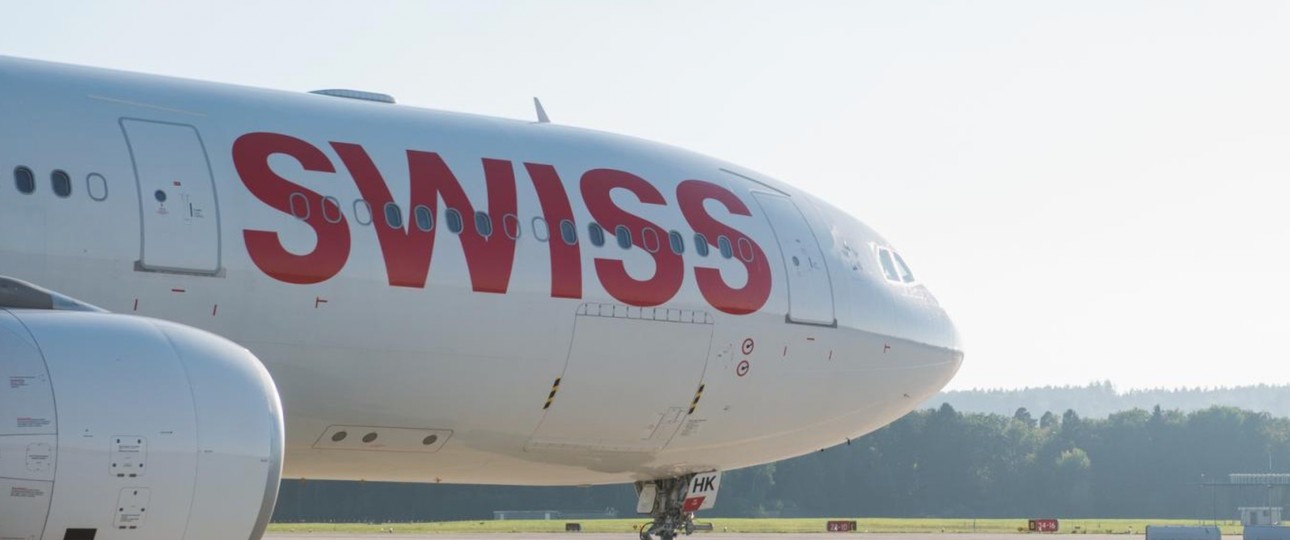 HB-JHK: Der Airbus A330 steckt derzeit noch in Bangor fest.