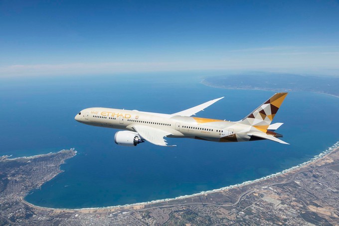 Neben LH1 fliegt auch EY1 von Etihad Airways nach Frankfurt - kommend aus Abu Dhabi.