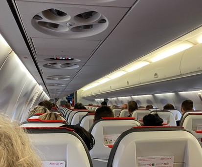 Kabine eines Fliegers von Austrian Airlines: Die Luftdüsen bleiben geschlossen.